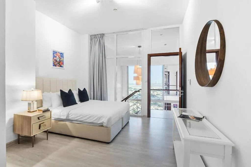 Apartment First Class 2Br With Magical Duplex In Central Park Dubai