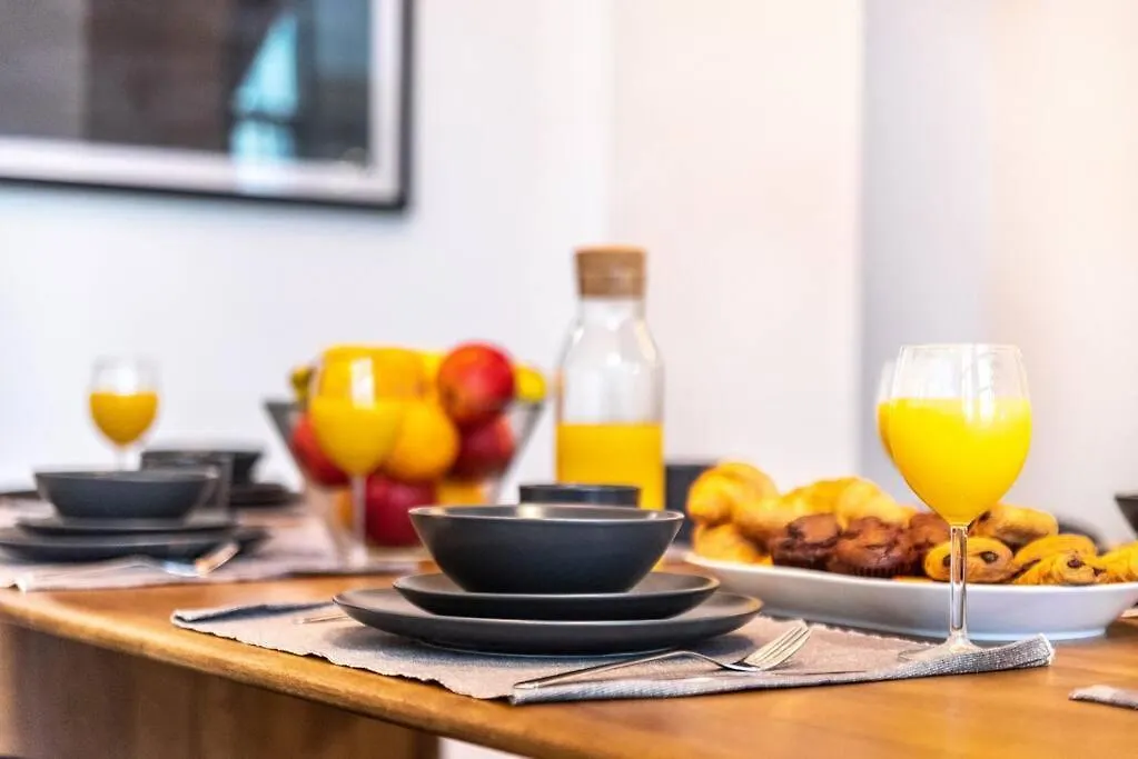 Apartment First Class 2Br With Magical Duplex In Central Park Dubai