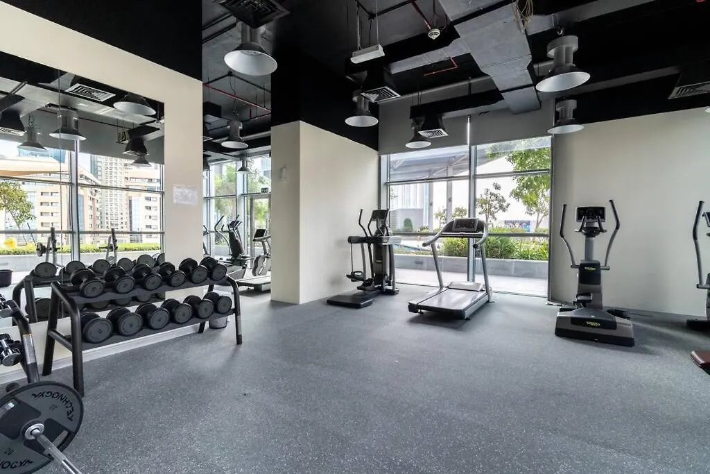 First Class 2Br With Magical Duplex In Central Park Dubai